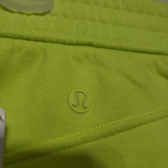 Lululemon Loungeful Short - Picture 6 of 9